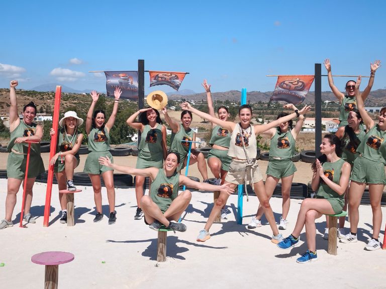 Juego de supervivientes para despedidas de soltera y soltero